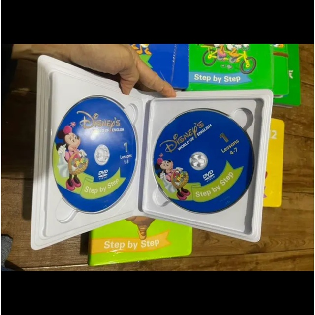 Disney(ディズニー)の【YKR様専用】ディズニー英語システム　CD DVD エンタメ/ホビーのDVD/ブルーレイ(キッズ/ファミリー)の商品写真