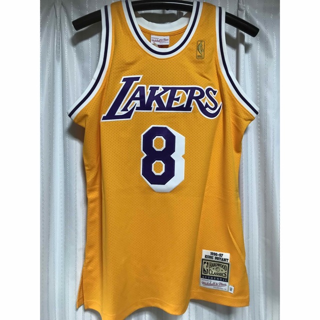 MITCHELL & NESS(ミッチェルアンドネス)のロサンゼルスレイカーズ コービーブライアント オーセンティックユニフォーム L スポーツ/アウトドアのスポーツ/アウトドア その他(バスケットボール)の商品写真