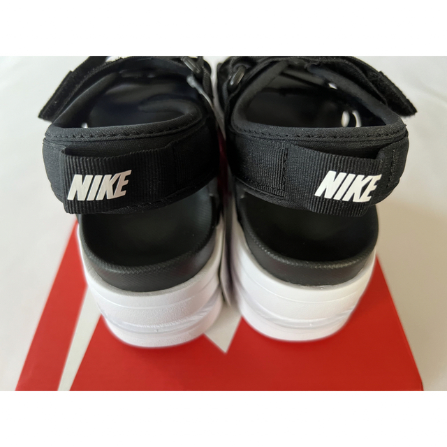 NIKE(ナイキ)のNIKEアイコンクラシックサンダル レディースの靴/シューズ(サンダル)の商品写真