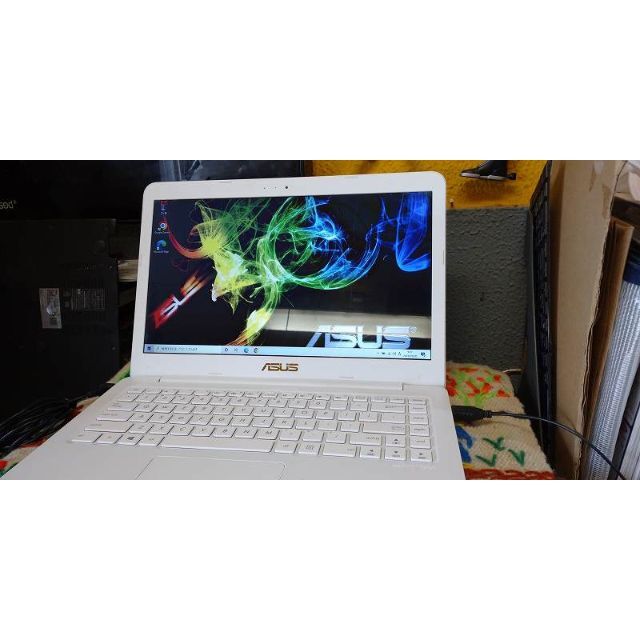 ASUS Eeebook E402M