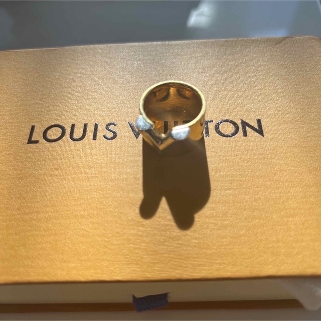 LOUIS VUITTON(ルイヴィトン)のみぃ様専用ルイヴィトンリング レディースのアクセサリー(リング(指輪))の商品写真