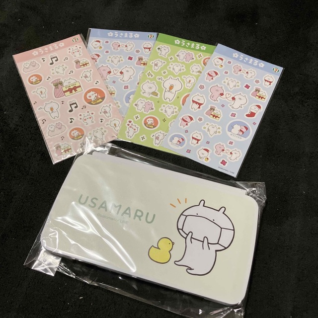 うさまる マスクケース シール セット エンタメ/ホビーのおもちゃ/ぬいぐるみ(キャラクターグッズ)の商品写真
