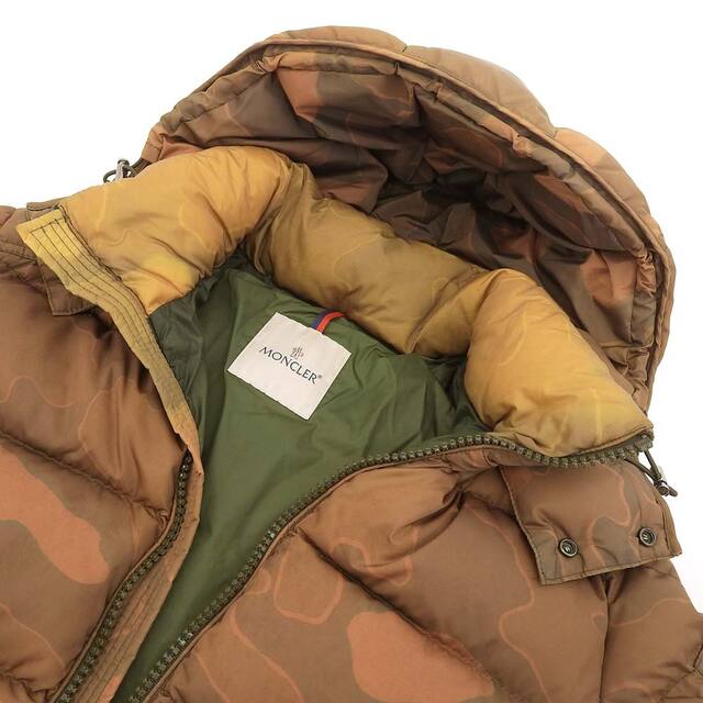 【本物保証】 超美品 モンクレール MONCLER マヤ MAYA GIUBBOTTO ダウンジャケット アウター ロゴワッペン WZIP フーデッド  カモフラ 迷彩