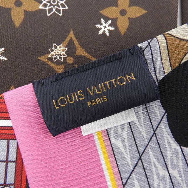 LOUIS VUITTON(ルイヴィトン)の【本物保証】 箱付 新品 ルイヴィトン LOUIS VUITTON モノグラムバンドー クリスマス ヴィヴィエンヌ スカーフ シルク 希少 レア M00489 レディースのファッション小物(バンダナ/スカーフ)の商品写真