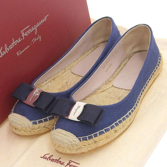Salvatore Ferragamo - 【本物保証】 箱・布袋付 超美品