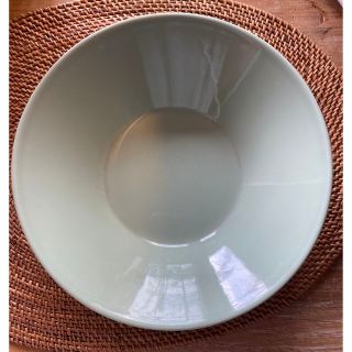 イッタラ(iittala)のIttala teema セラドングリーン　21cmボウル(食器)