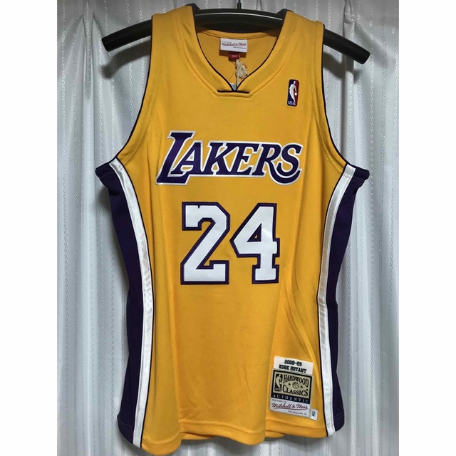 MITCHELL & NESS(ミッチェルアンドネス)のNBAロサンゼルスレイカーズ K・ブライアント オーセンティックユニフォーム L スポーツ/アウトドアのスポーツ/アウトドア その他(バスケットボール)の商品写真