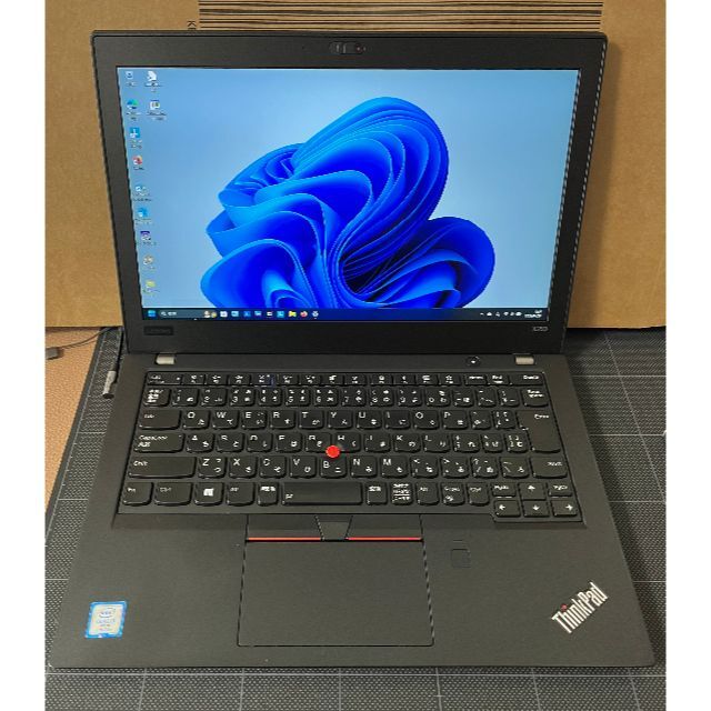 レノボ ThinkPad X280 Core i5-8350U メモリ16GBやや傷や汚れありキーボード