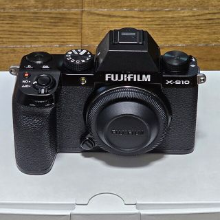 フジフイルム(富士フイルム)の富士フイルム Fujifilm x-s10 ボディ 中古(デジタル一眼)