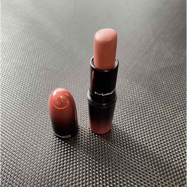 MAC(マック)のMAC ラブミーリップスティック コスメ/美容のベースメイク/化粧品(口紅)の商品写真