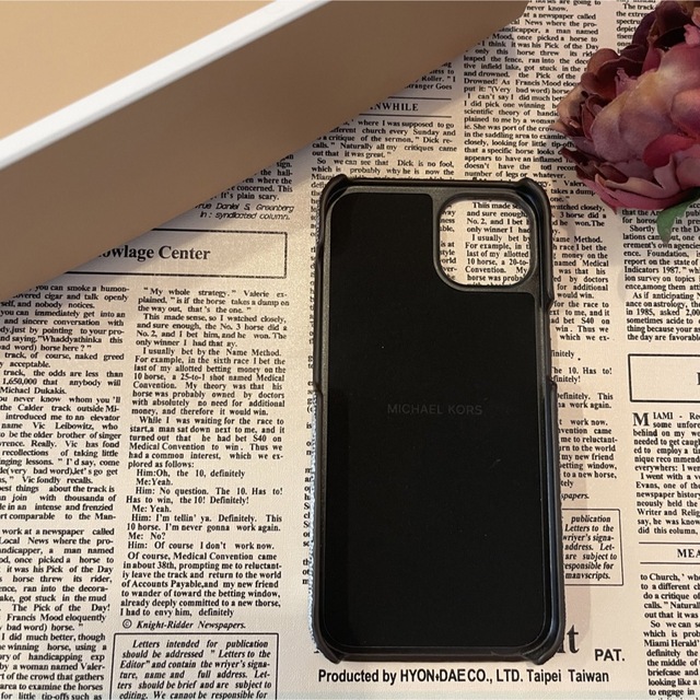 Michael Kors(マイケルコース)のMICHAEL CORS マイケルコース　iPhone13 対応ケース　アイホン スマホ/家電/カメラのスマホアクセサリー(iPhoneケース)の商品写真