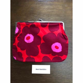 マリメッコ(marimekko)のマリメッコ ウニッコ がま口ポーチ レッド系(ポーチ)