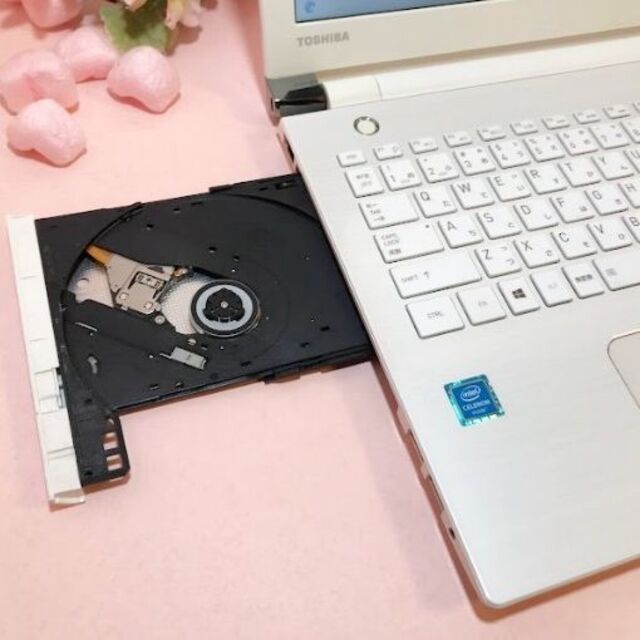 爆速新品SSD♪Webカメラ✨美白ホワイト✨NEC 薄型 ❤️最新Win11