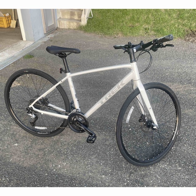 トレック FX3ディスク Mサイズ 自転車本体 トレック FX3ディスク Mサイズ 自転車本体