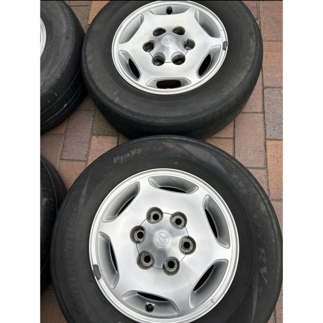 大幅値下げ グランドハイエース トヨタ純正アルミ 4WD ハイエース