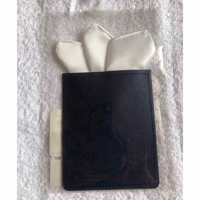 AEON(イオン)のポケットチーフ　ホワイト メンズのファッション小物(ハンカチ/ポケットチーフ)の商品写真