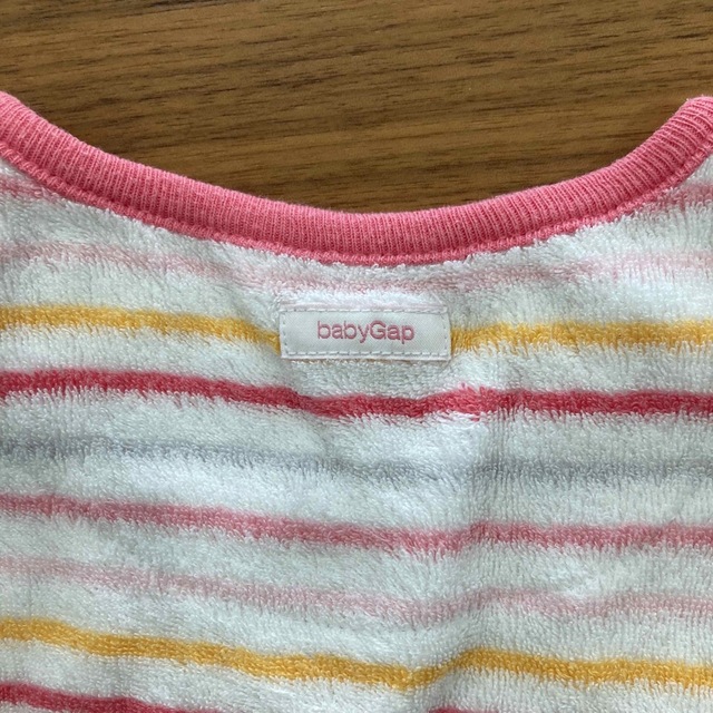 babyGAP(ベビーギャップ)のタオル地　ロンパース  美品 キッズ/ベビー/マタニティのベビー服(~85cm)(ロンパース)の商品写真