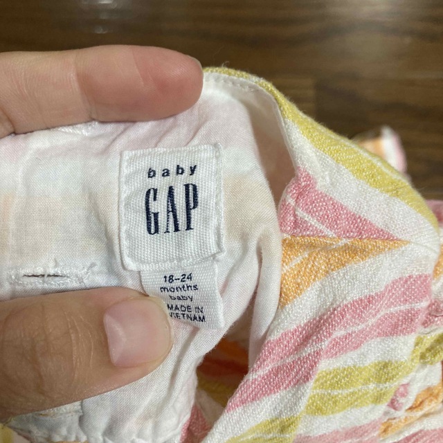 babyGAP(ベビーギャップ)のベビーギャップ　ノースリーブ　90 キッズ/ベビー/マタニティのキッズ服女の子用(90cm~)(ワンピース)の商品写真