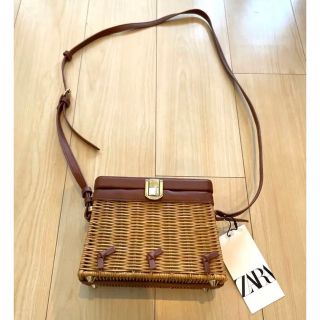 ザラ(ZARA)の最終値下げ！【新品】ZARA 昨年モデル　リボンカゴバック(かごバッグ/ストローバッグ)