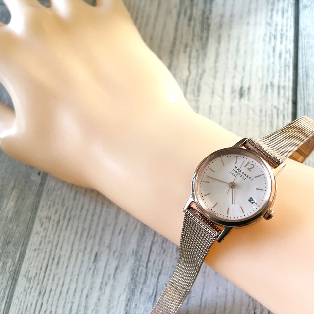 MARGARET HOWELL(マーガレットハウエル)の【美品】MARGARET HOWELL 腕時計 ピンクゴールド デイト レディースのファッション小物(腕時計)の商品写真