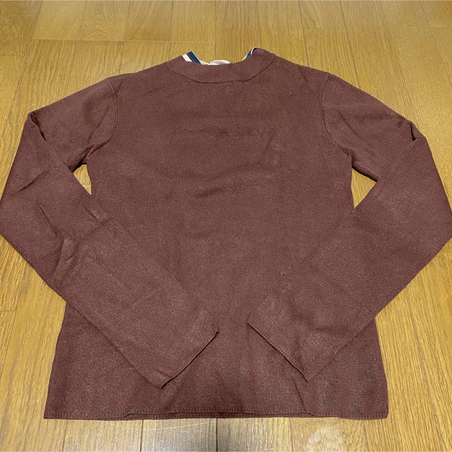 Andemiu(アンデミュウ)のAndemiuブラウンニット(バックリボン) レディースのトップス(ニット/セーター)の商品写真