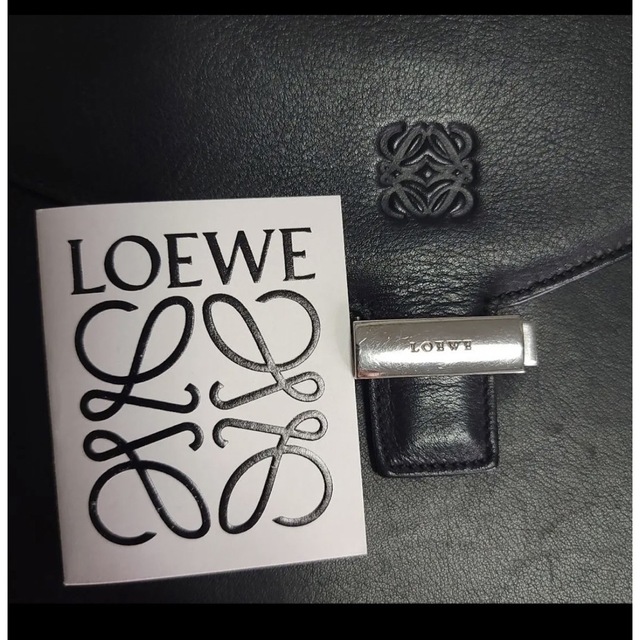 極美品 LOEWE ロエベ ロゴ アナグラム バッグ クラッチバッグ レザー黒