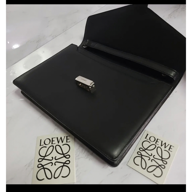 極美品 LOEWE ロエベ ロゴ アナグラム バッグ クラッチバッグ レザー黒