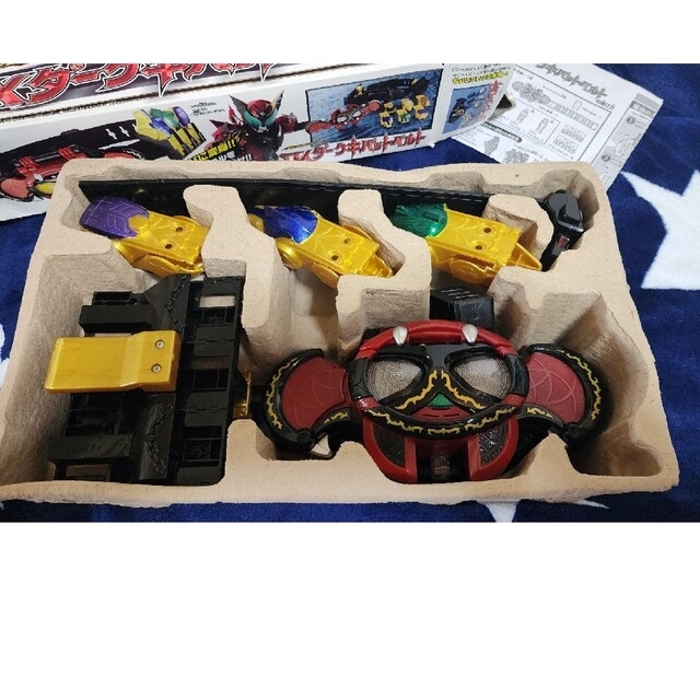 BANDAI(バンダイ)のDX　ダークキバットベルト　中古 エンタメ/ホビーのフィギュア(特撮)の商品写真