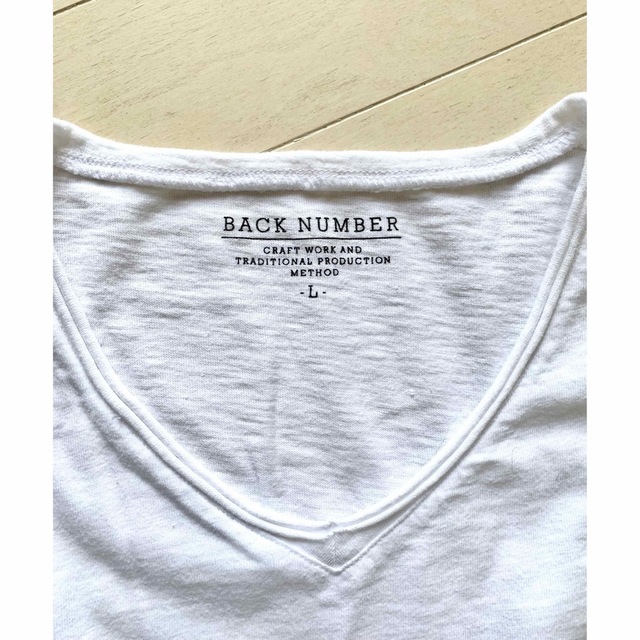 BACK NUMBER(バックナンバー)のRight-on バックナンバー 半袖  Tシャツ Vネック メンズのトップス(Tシャツ/カットソー(半袖/袖なし))の商品写真