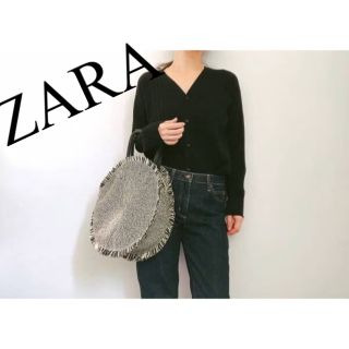 ZARA カゴバック　フリンジチャーム付き