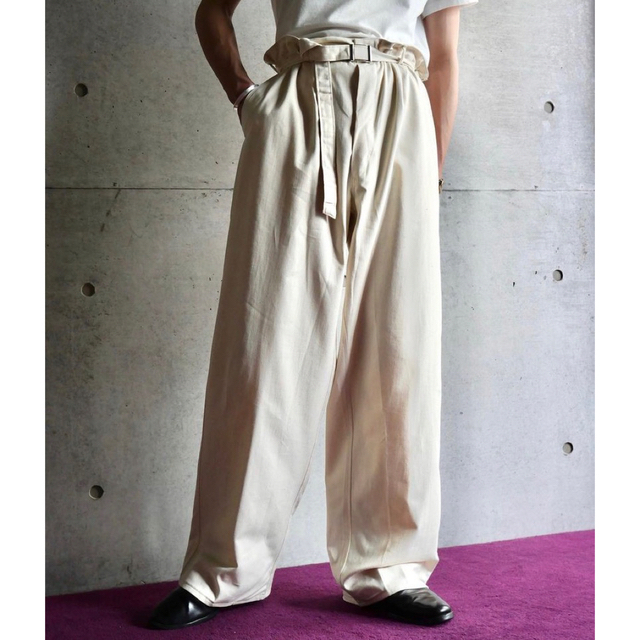 MILITARY - 25サイズ vintage ドイツ軍 ベルト付き 太めワイドパンツ