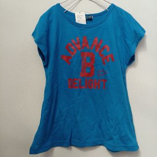 ベベ(BeBe)のBUZZ FUZZ by BEBE　ブルー　Tシャツ＊新品＊カラー..(Tシャツ/カットソー)