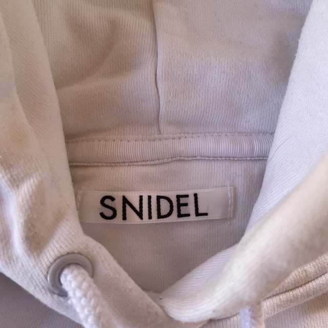 SNIDEL(スナイデル)のSNIDEL フーディー レディースのトップス(パーカー)の商品写真