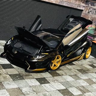 ランボルギーニ(Lamborghini)の1/18 AUTOart ランボルギーニ アヴェンタドール LBWK(ミニカー)