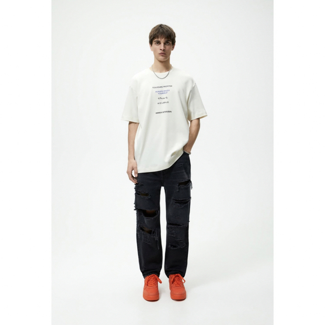 ZARA(ザラ)の【新品】ZARA テキストプリントTシャツ　白ベージュ生成り色　カットソー  メンズのトップス(Tシャツ/カットソー(半袖/袖なし))の商品写真