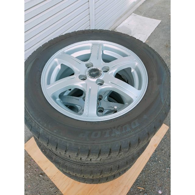 ダンロップ　スタッドレスタイヤ185/65R15 4本セット　FEID