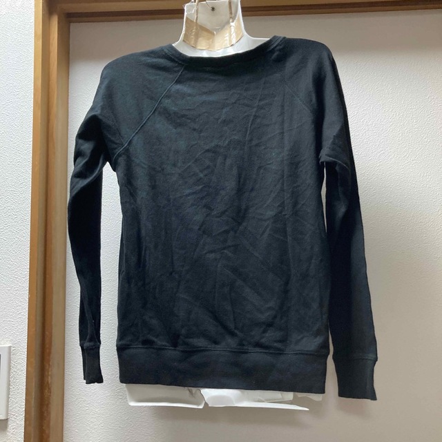 UNIQLO(ユニクロ)の【UNIQLO】黒のストレッチジャージプルオーバー レディースのトップス(Tシャツ(長袖/七分))の商品写真