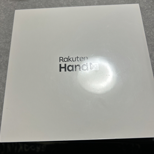 Rakuten Hand 5G Red P780 モバイル