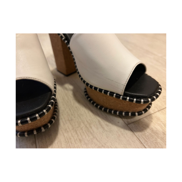 MAFMOF(マフモフ)のマフモフ 厚底サンダル レディースの靴/シューズ(サンダル)の商品写真