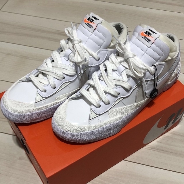 【送料込み★】sacai × NIKE BLAZER LOW WHITE 27㎝