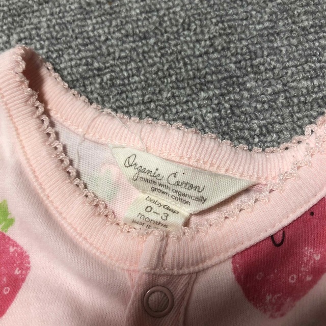 babyGAP(ベビーギャップ)のベビーロンパース キッズ/ベビー/マタニティのベビー服(~85cm)(ロンパース)の商品写真