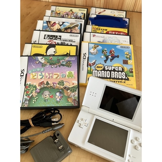 Nintendo DS Lite 本体 充電器 ペン ソフト6本テレビゲーム