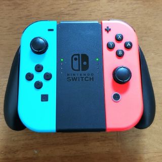 ニンテンドースイッチ(Nintendo Switch)のジョイコン 純正 グリップ付き(その他)