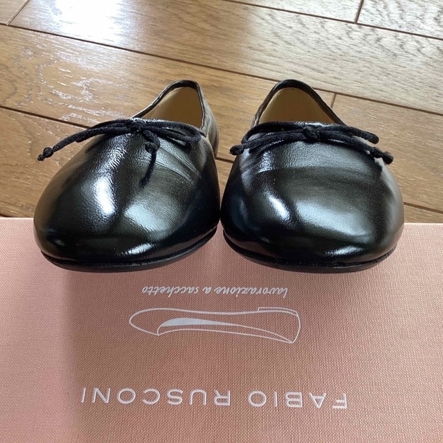 FABIO RUSCONI(ファビオルスコーニ)の新品　未使用　ファビオルスコーニ　バレエシューズ　24.0 〜24.5 フラット レディースの靴/シューズ(バレエシューズ)の商品写真