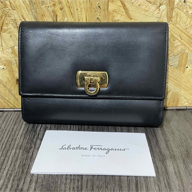 Salvatore Ferragamo サルヴァトーレ フェラガモ 二つ折り財布 超人気