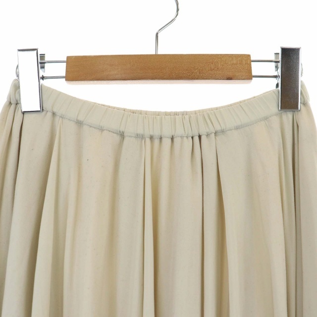 COCO DEAL(ココディール)のココディール マットサテンランダムヘムボリュームスカート フレア ロング 1 レディースのスカート(ロングスカート)の商品写真