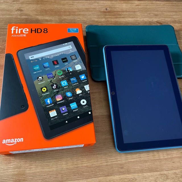 Fire HD8 本体　ケース付き