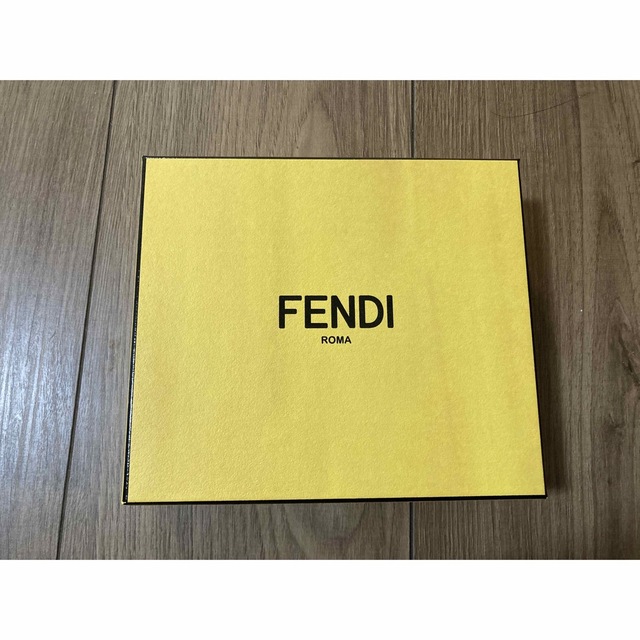 FENDI(フェンディ)のFENDI財布 メンズのファッション小物(折り財布)の商品写真