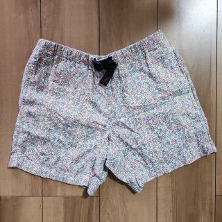 グラミチ(GRAMICCI)のGRAMICCI ショートパンツ 花柄(ショートパンツ)