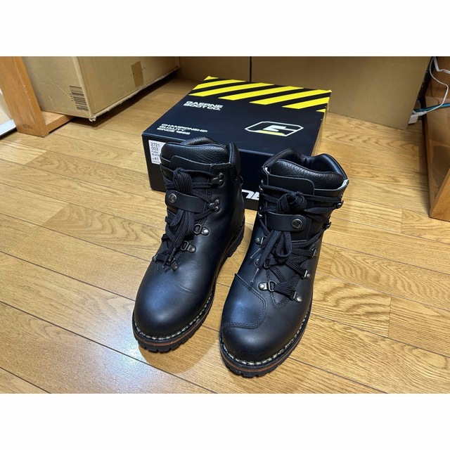 GAERNE(ガエルネ)のガエルネ　フーガ　ブラック メンズの靴/シューズ(ブーツ)の商品写真